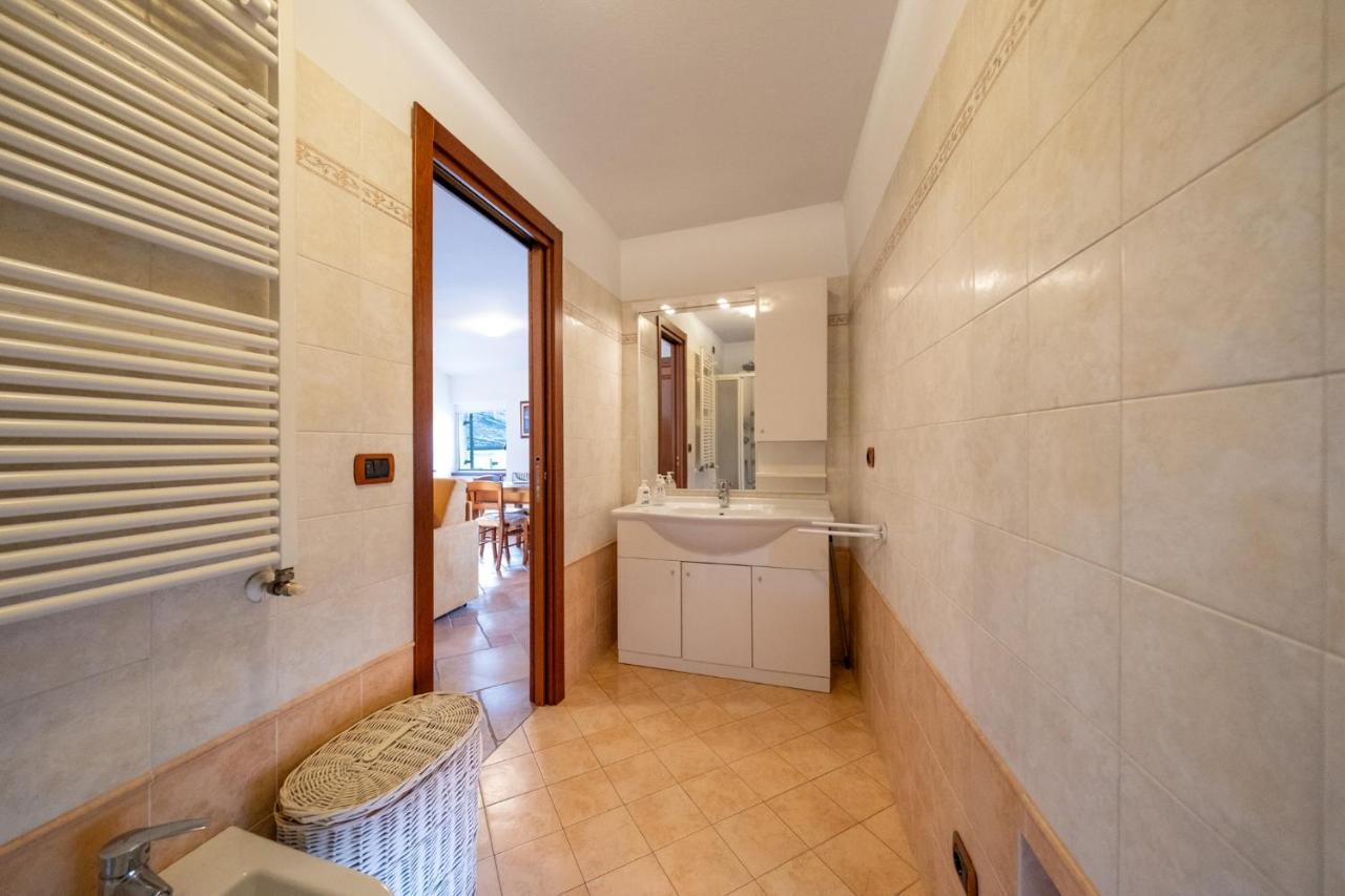 Apartmentsgarda - Baia Del Garda 5 Exteriör bild